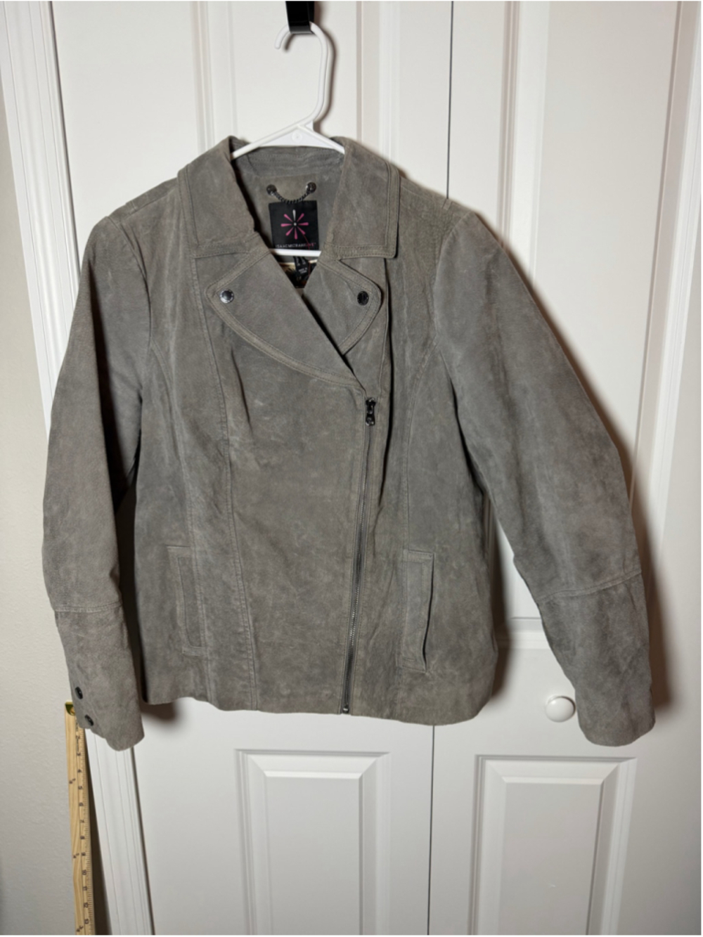 Isaac Mizrahi Live Suede Leather Jacket Grey Size 14 EUC